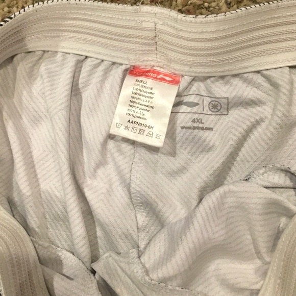 LI-NING MENS DWAYNE WADE BASKETBALL SHORTS - Picture 2 of 6